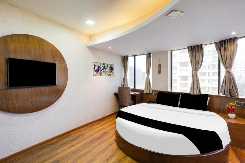 Super Collection O Andheri Near Western Express Highway Hotel in Mumbai