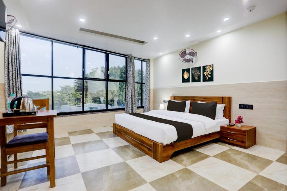 Collection O Elite Hotel in Dehradun