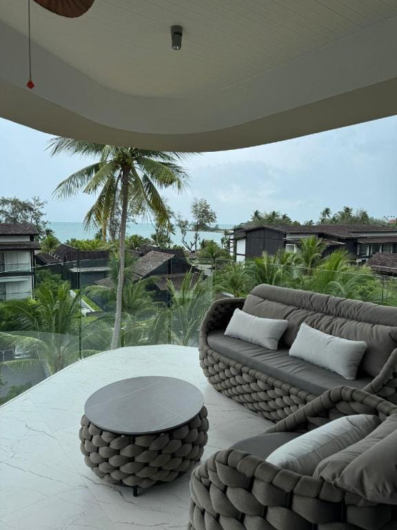 Beachside Residence Samui Apartment in Ko Samui