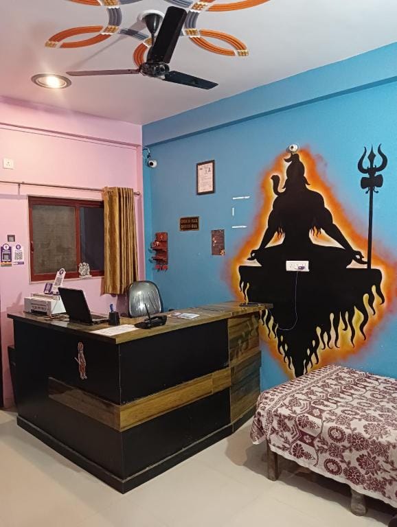 Shiv Niketan Guest House 200 mtr  Shri Ram mandir  Vacation rental in Nepal