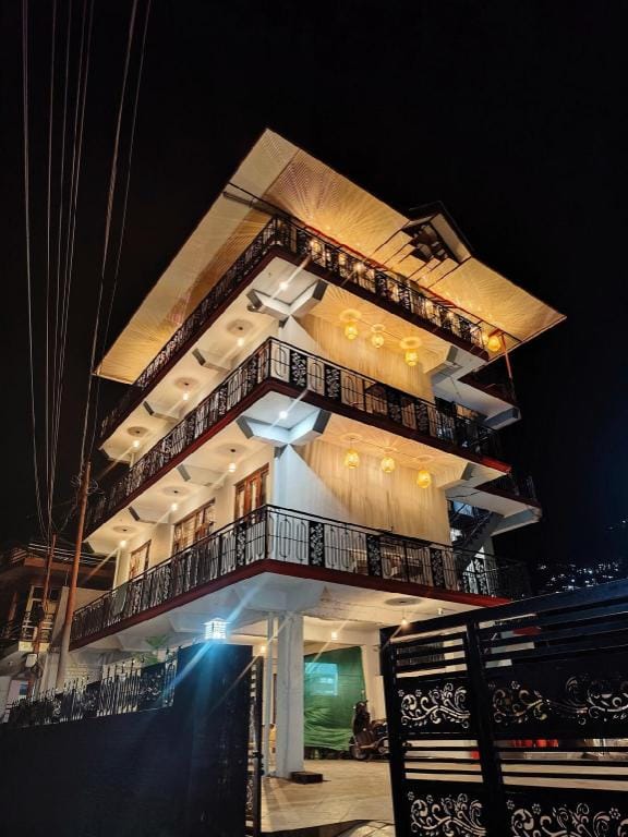 Uparli Barol Apartments Apartment in Punjab, India