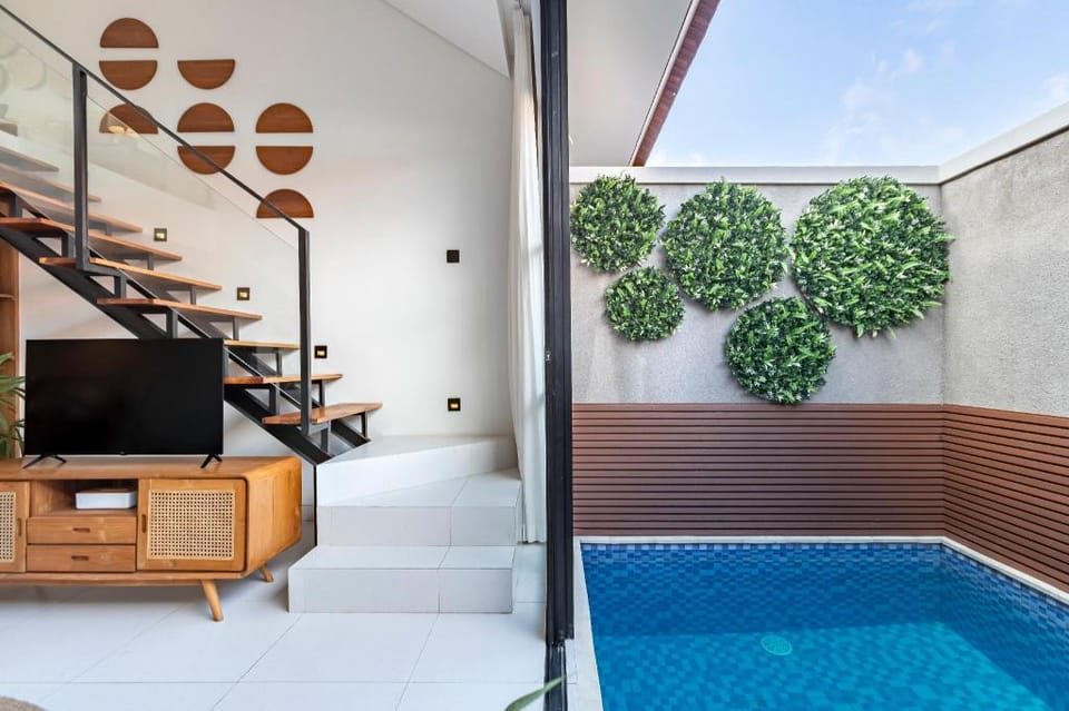 Cove Anantaha Loft & Villa Apartment hotel in North Kuta