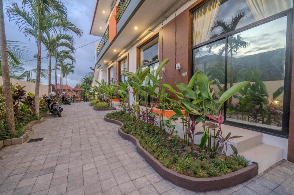 Canggu Loft Studio Apartment in North Kuta