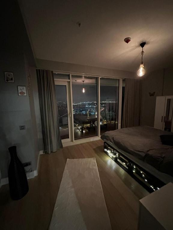 Luxury Residence Sea City View Near the Airport Apartment in Istanbul