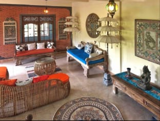 EXOTIC CLASSIC STYLE VILLA WITH POOL 5-6 PEOPLE Villa in Ubud