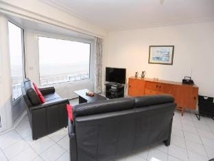 Beachfront Bliss in Style Apartment in Middelkerke