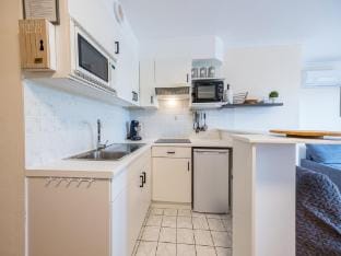Cozy apartment with terrace Apartment in Middelkerke