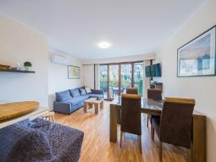 Cozy apartment with terrace Apartment in Middelkerke