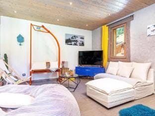 Chalet in Moulin with Sauna  Stunning Views Vacation rental in Bellentre
