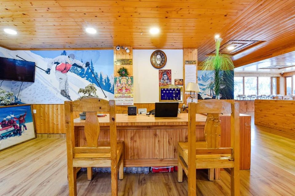 Sky One Ski Hotel in Himachal Pradesh