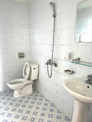 XUÂN HỒNG GUESTHOUSE Vacation rental in Laos