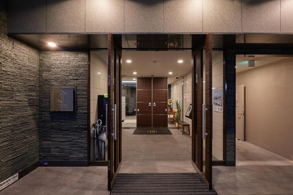 14m Walk to Dotonbori | USJ 30m | KIX 1h | Max 6 (XS06) Apartment in Osaka