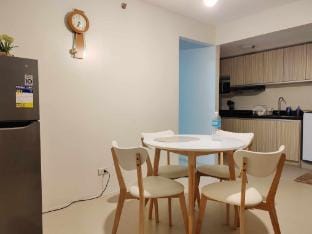 LYLE’S  2BR CONDO-AMALFI Cebu City Apartment in Cebu City