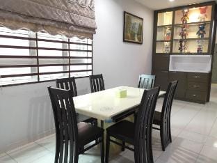 Elegant Gathering Homestay #station18#Lahat#Perak Vacation rental in Ipoh