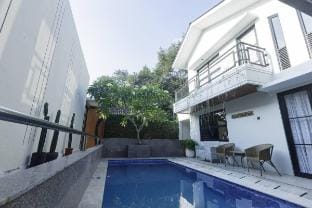 Cozy Villa with Private Pool in Yogyakarta Villa in Special Region of Yogyakarta