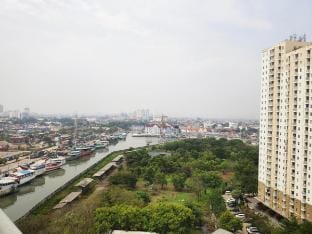 Great City View of Belize Tower Apartment in Jakarta