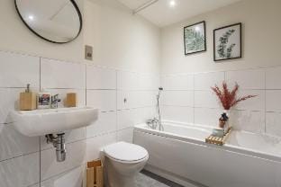Beautiful 2 Bed With Balcony Vacation rental in Bradford