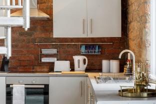 Broadgate Penthouse Duplex Apartment Vacation rental in Bradford