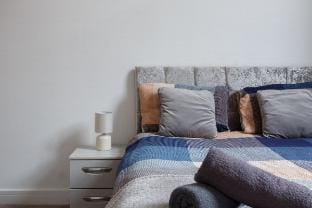 Smart Living Apartments - One bed Apartment in Bradford