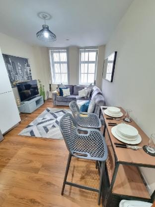 2 Bedroom Duplex - City Centre - Family Friendly Vacation rental in Bradford