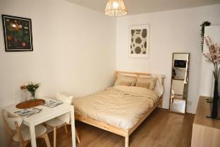 Cocon Moderne à Nation, Paris Apartment in Paris