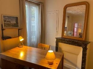 Coquelicot du Canal Saint-Martin Vacation rental in Paris