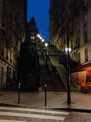 Montmartre-Appartement climatisé -3min  Sacré-Cœur Apartment in Paris