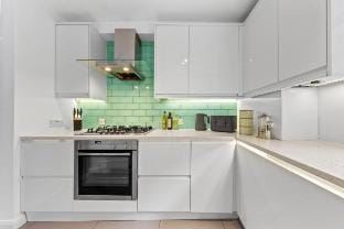 Azalea Apartment: home comforts by the river Apartment in Brentford
