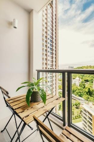 5 star Pattaya high FL Apartment in Pattaya City