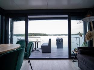 Houseboat Marina Mookerplas 4-6 persons Vacation rental in Limburg (province)