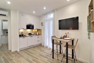 La Parenthèse Aixoise - Centre-ville - Parking Apartment in Aix-en-Provence
