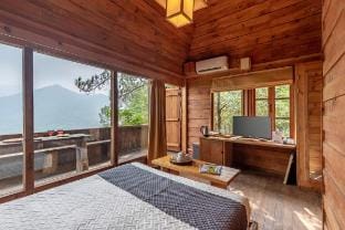 Alaya Stays  Tree House -Suro Woodbine Chalet Vacation rental in Himachal Pradesh