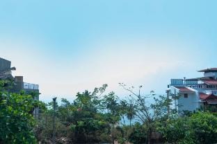 Sea-View 2 Bedroom Serviced Apartment, Dona Paula Apartment in Goa, India