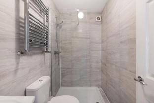 Spacious 2-Bedroom Flat with Self Check-In  Apartment in Wembley