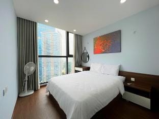 1 Bed/ Keangnam Tower View/ S3 - Vinhomes SkyLake Vacation rental in Laos