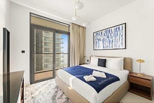 Silkhaus 1BDR Marina Vista | Private Beach Access Apartment in Dubai