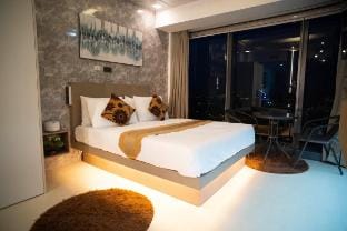 Aeon tower Lavish Condo near Abreeza Mall Vacation rental in Davao City