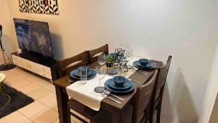 Casa De Sequoia  @ Las Pinas City near PH Airports Apartment in Las Pinas
