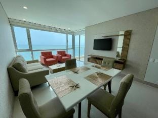 Palmetto Sunset 1002 deluxe 2Br Apartment in Cartagena