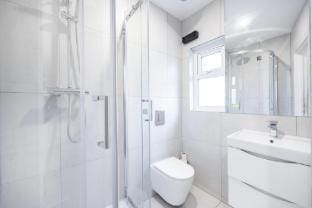 Central London 1Bedroom NW3 Apartment in London Borough of Camden