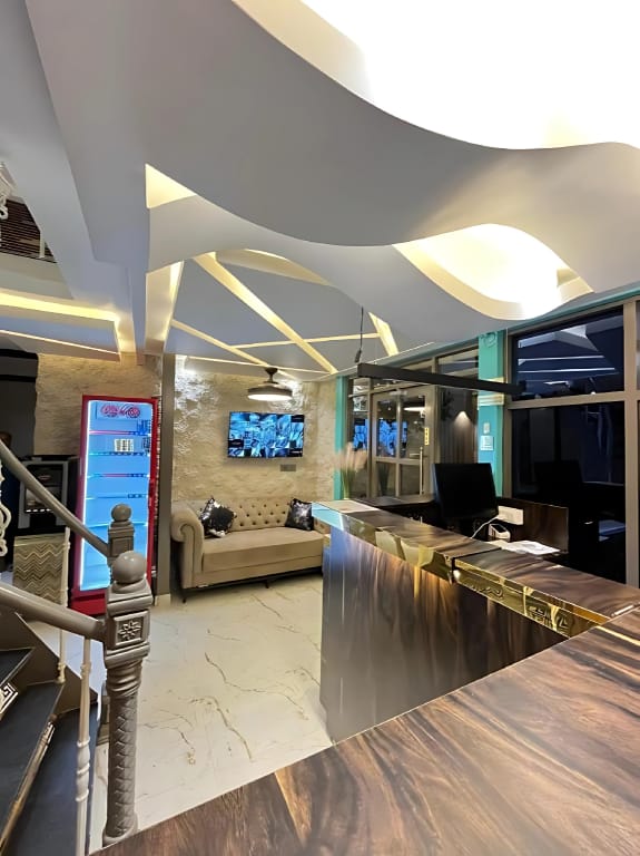LG Signature Suites Kalyan Nagar Hotel in Bengaluru