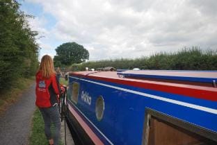 Luxury Canal Boat in Middlewich, Cheshire Vacation rental in England