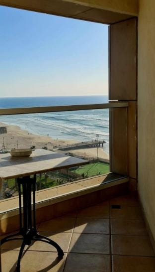 907GO to aprt Leonardo Bat Yam Apartment in Center District