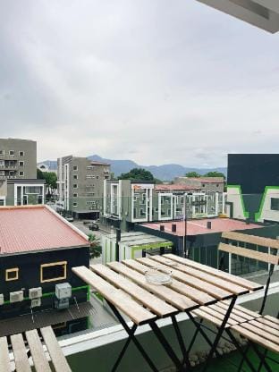 The New Sunset View Homestay @ Station 18 Vacation rental in Ipoh