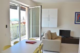 Cà Gardesana With Pool Vacation rental in Garda