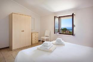 Apartment Rosa Noisette With Pool Apartment in Lake Garda