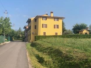 Apartment Rosa Bourbon With Pool Apartment in Lake Garda
