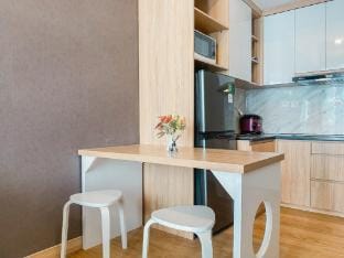 Spacious Restful 1BR Vasanta Innopark By Travelio Apartment in West Java