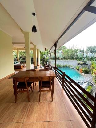 Sari Kembang villa ubud 2 Villa in Abiansemal
