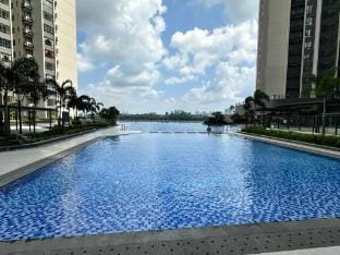 R&F Phase 2 - Seine Region Seaview Unit Vacation rental in Johor Bahru